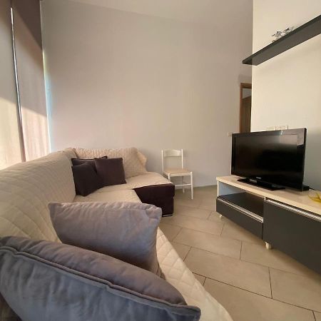 Eri Apartament Appartement Himare Buitenkant foto
