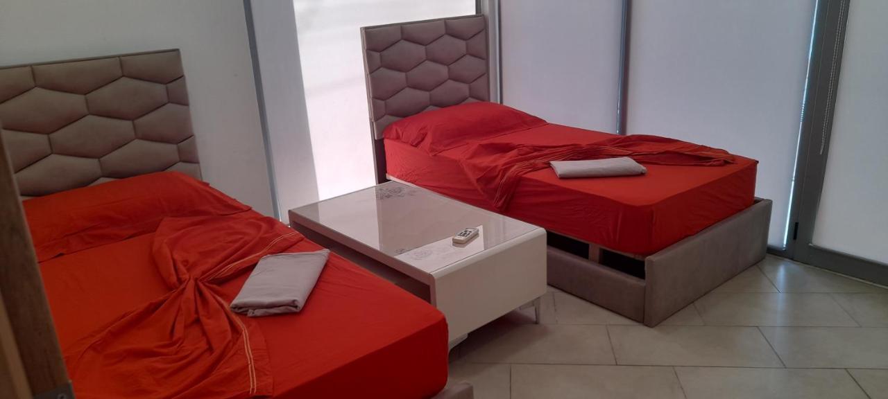 Eri Apartament Appartement Himare Buitenkant foto